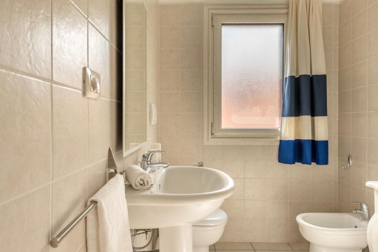 Residence A Golfo Di Marinella A 450 Mt Dal Mare المظهر الخارجي الصورة